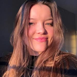 Meet your Posher, Briana